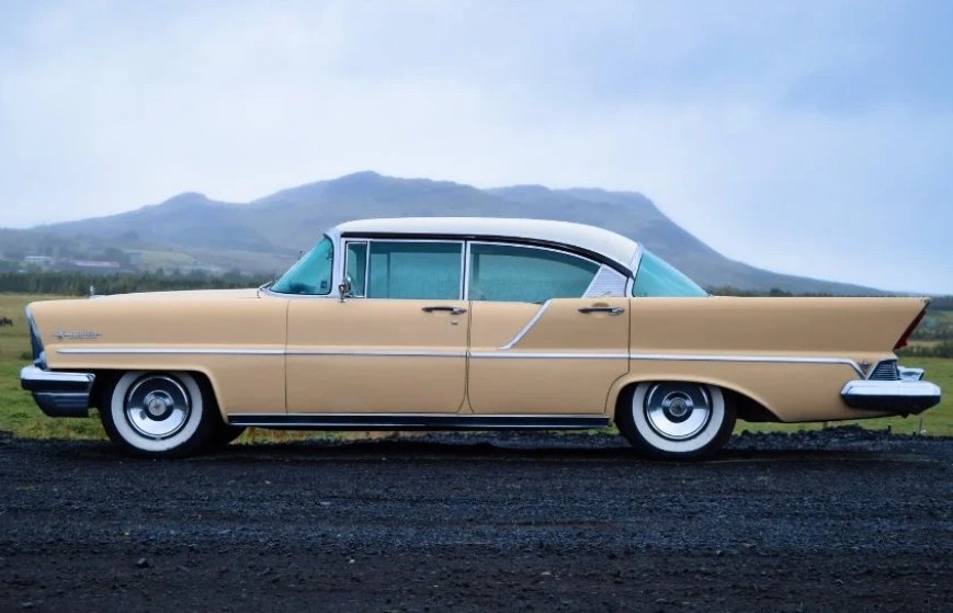 Classic Lincoln Premier